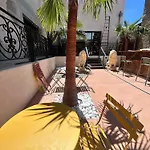 Couette-café La Maison Coloniale Privatives De Luxe Torreilles