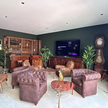 La Maison Coloniale Privatives De Prestige 住宿加早餐酒店 托雷伊