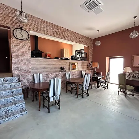 La Maison Coloniale Bed & Breakfast