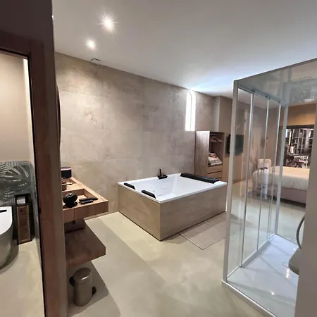 Bed & Breakfast La Maison Coloniale *