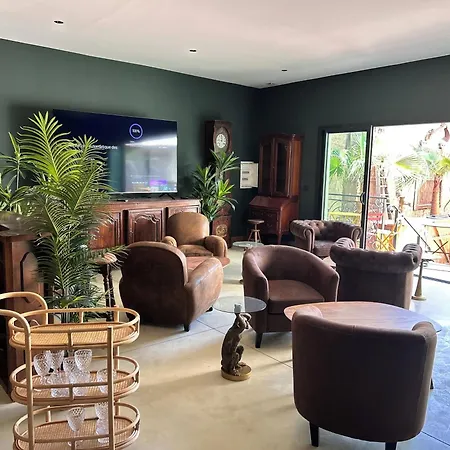 La Maison Coloniale Privatives De Prestige