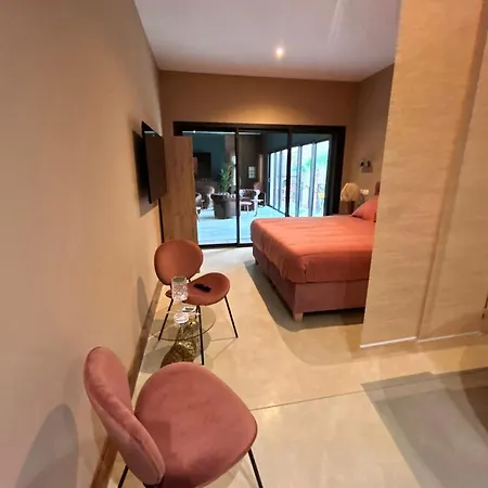 住宿加早餐酒店 La Maison Coloniale Privatives De Prestige 4*