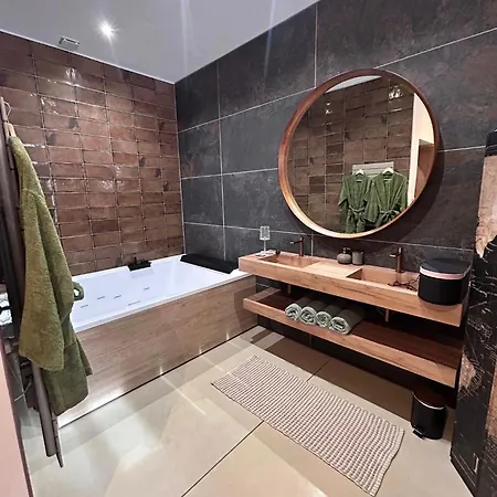 La Maison Coloniale Privatives De Prestige ベッド・アンド・ブレックファスト 4*