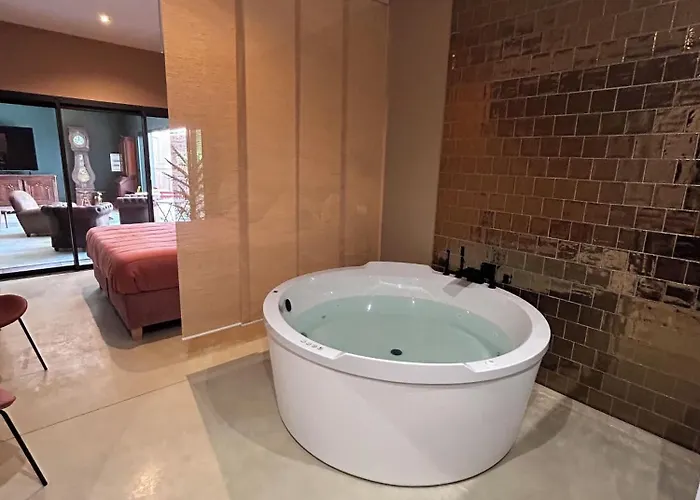 La Maison Coloniale Privatives De Prestige Отель типа 